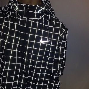 Nike Women’s Checkered Flash Running Jacket